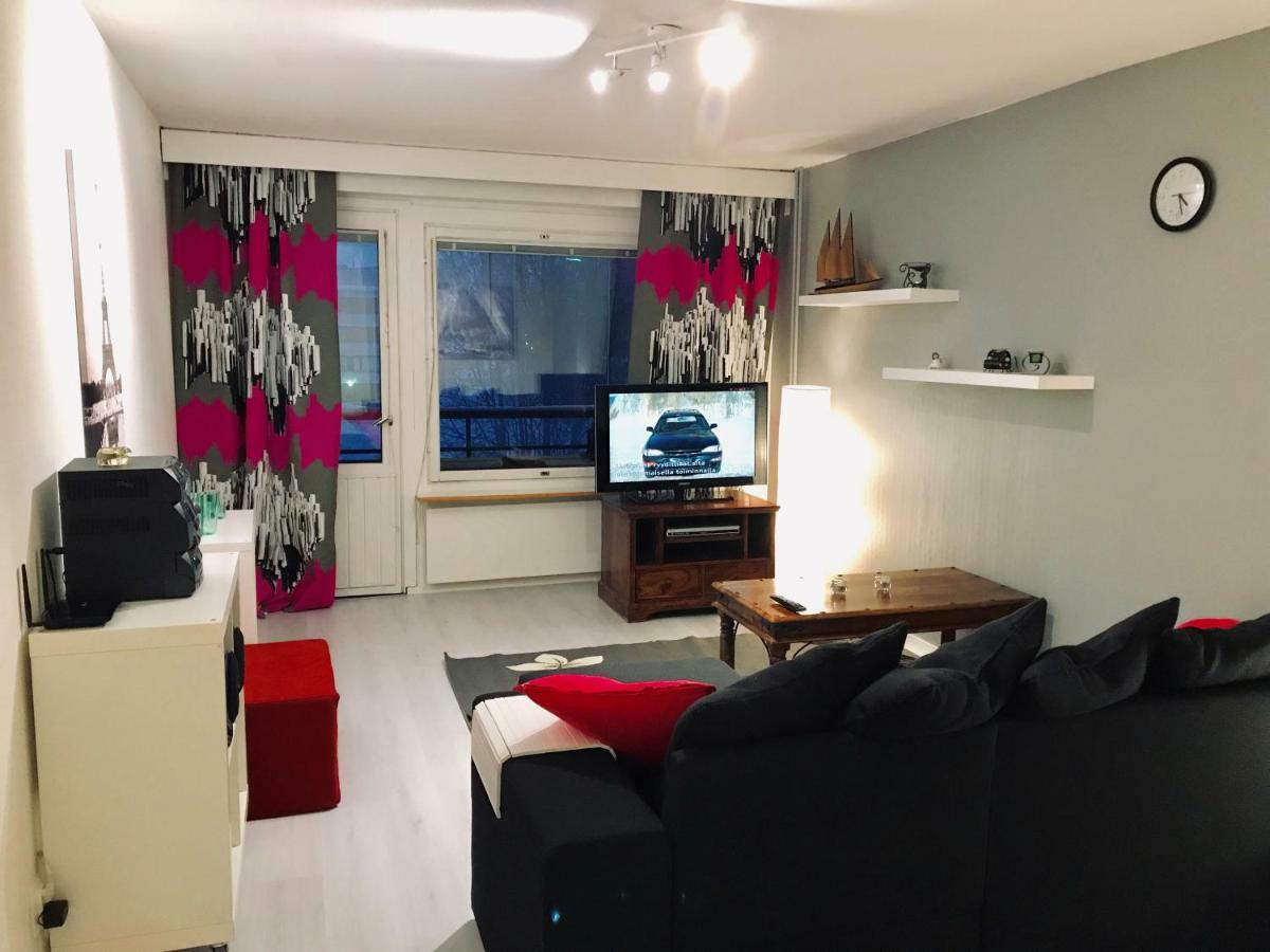 Kemi City L Near Snowcastle, 2 Rooms, Kitchen, Glazed Balcony, Free Parking On Street Dış mekan fotoğraf